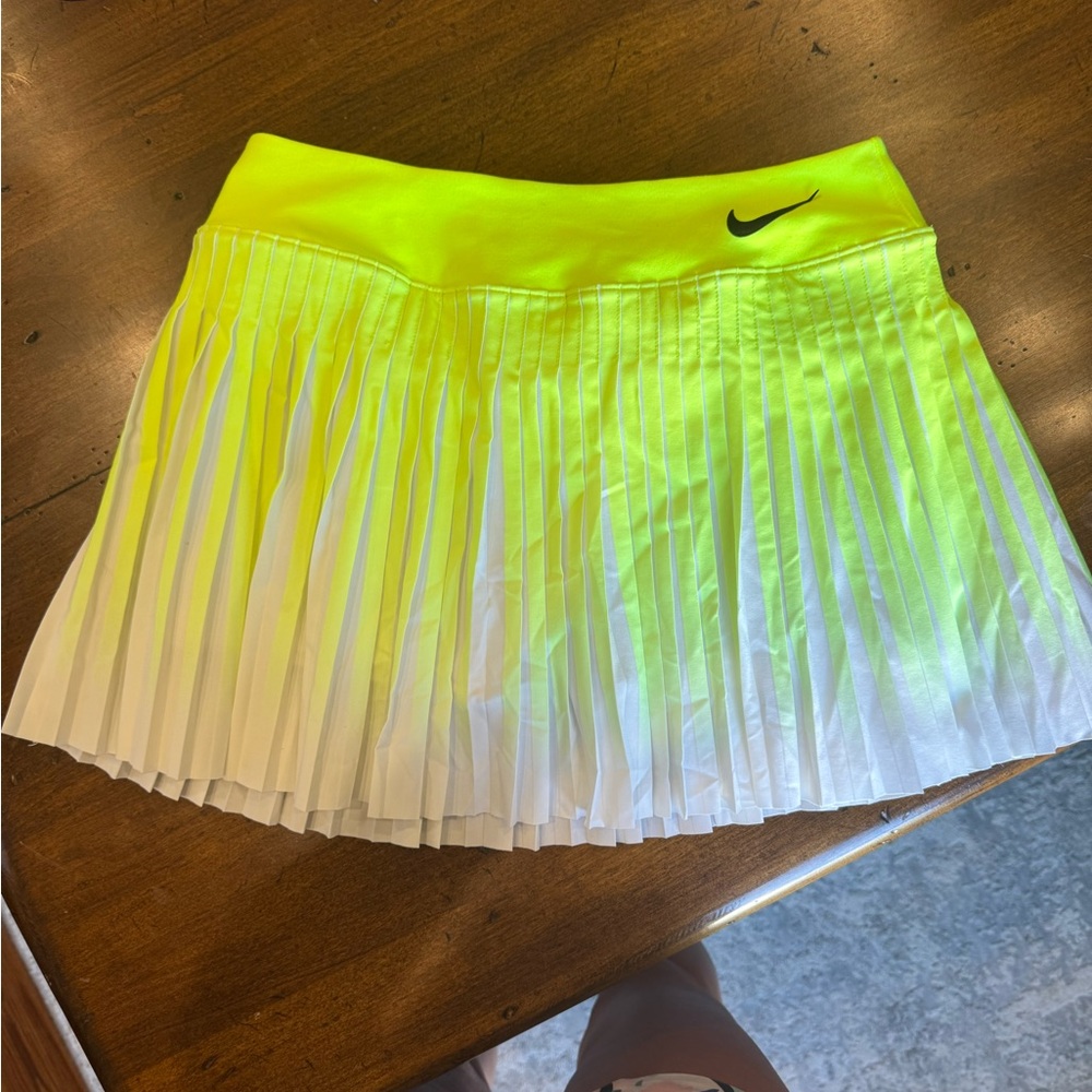 Nike Women's Neon Yellow and White Pleated Skirt